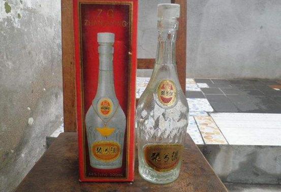 内斗白酒之王-张弓酒